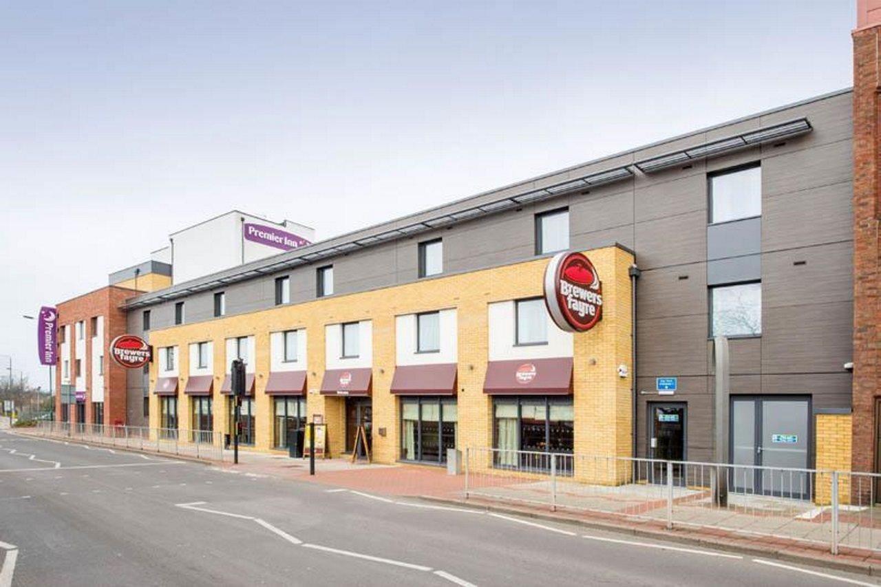 Premier Inn London Бекслихет Экстерьер фото